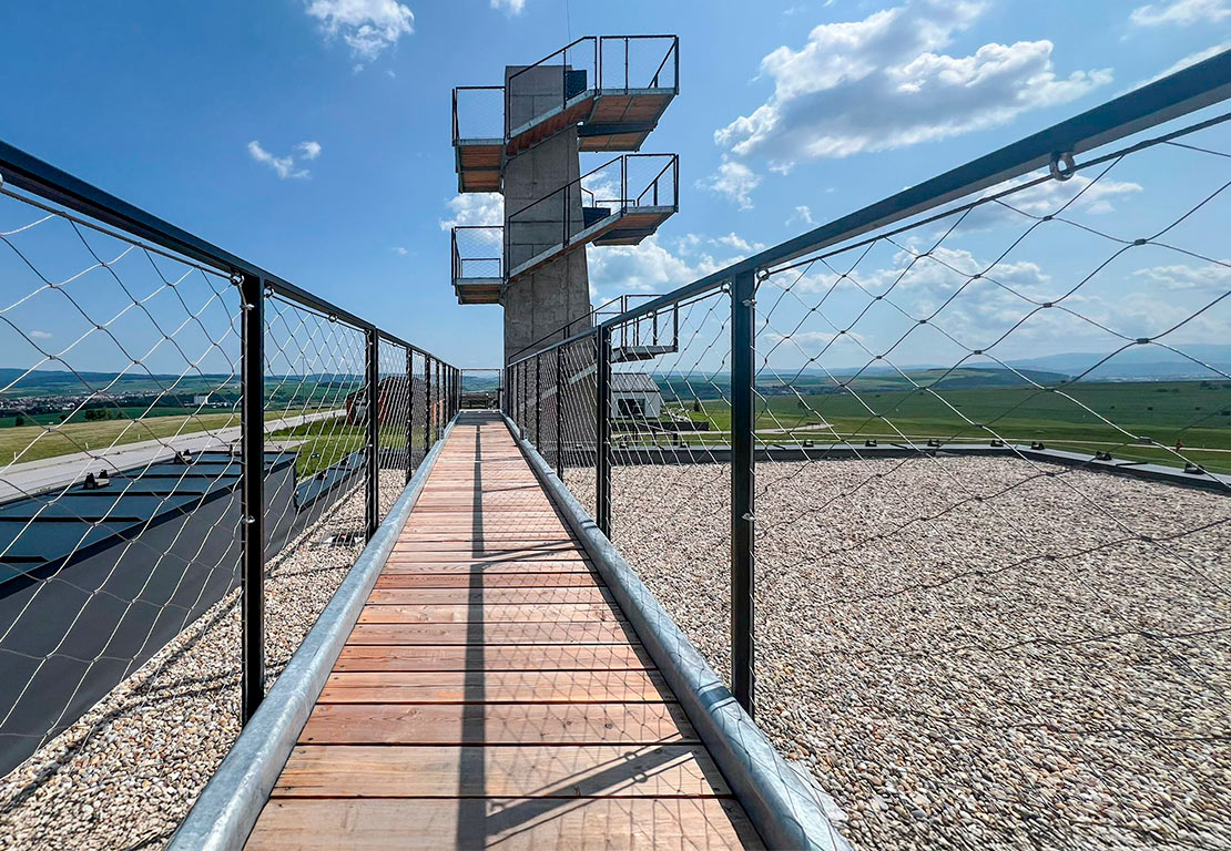 inoxnet -Golf Tower